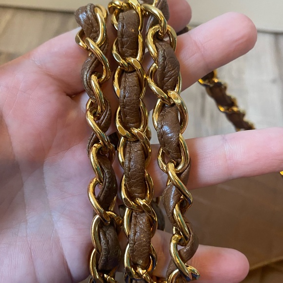 Vintage Chanel Bag - Picture 5 of 15